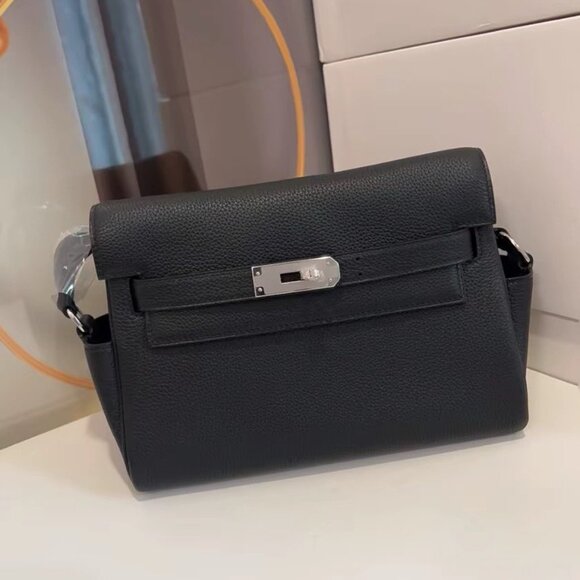 HERMES Kelly twist-lock closure shoulder bag crossbody bag - Picture 1 of 5
